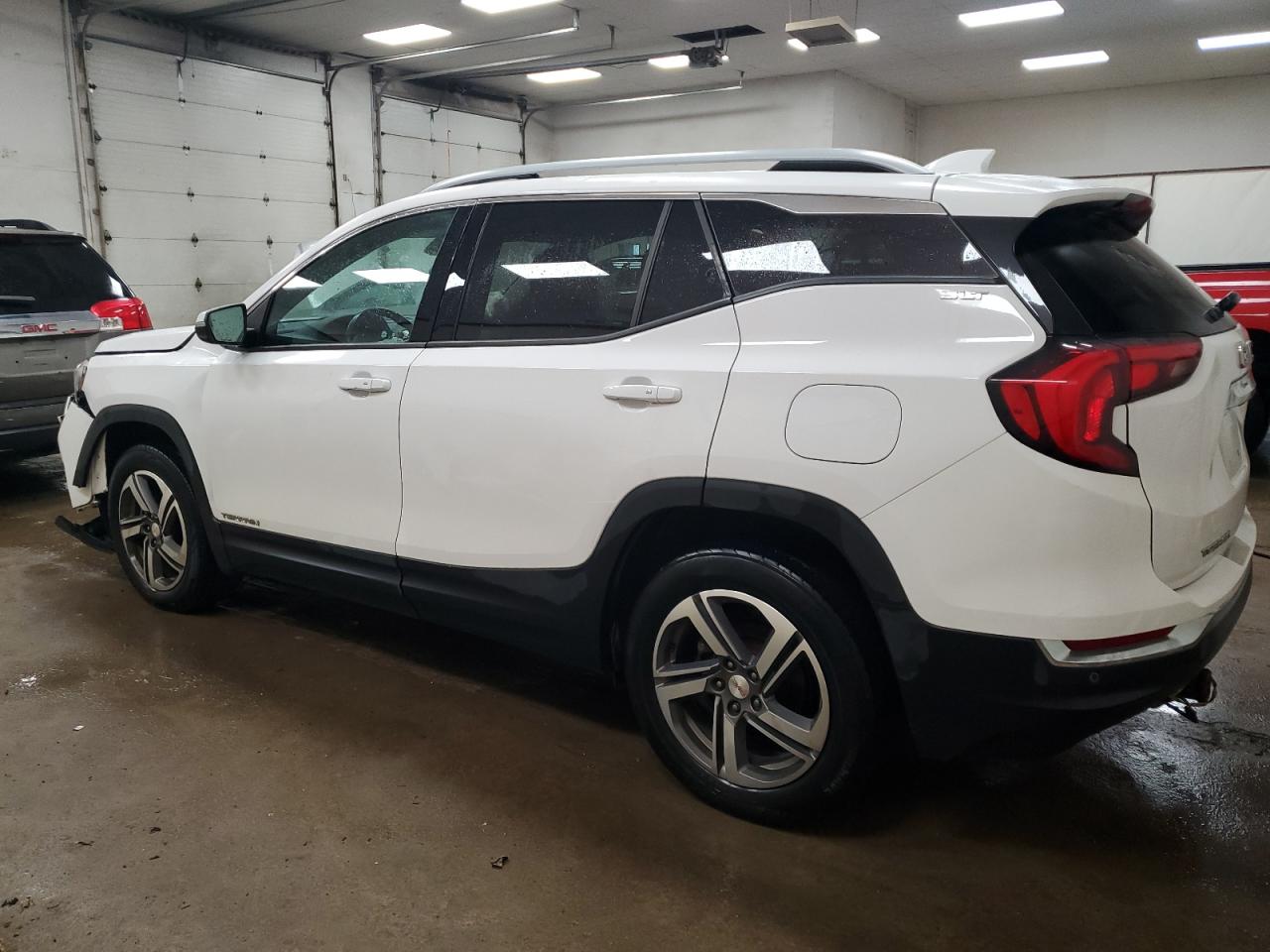 3GKALVEV4KL309557 2019 GMC Terrain Slt