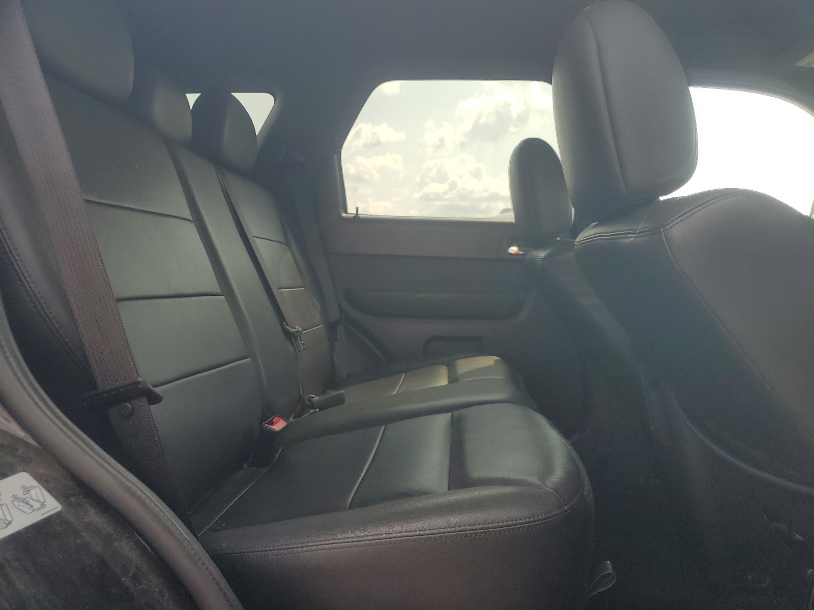 1FMCU9EG9BKA65413 2011 Ford Escape Limited