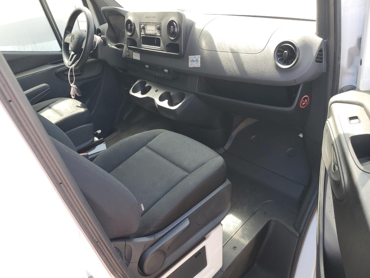 2019 Mercedes-Benz Sprinter - Image 8