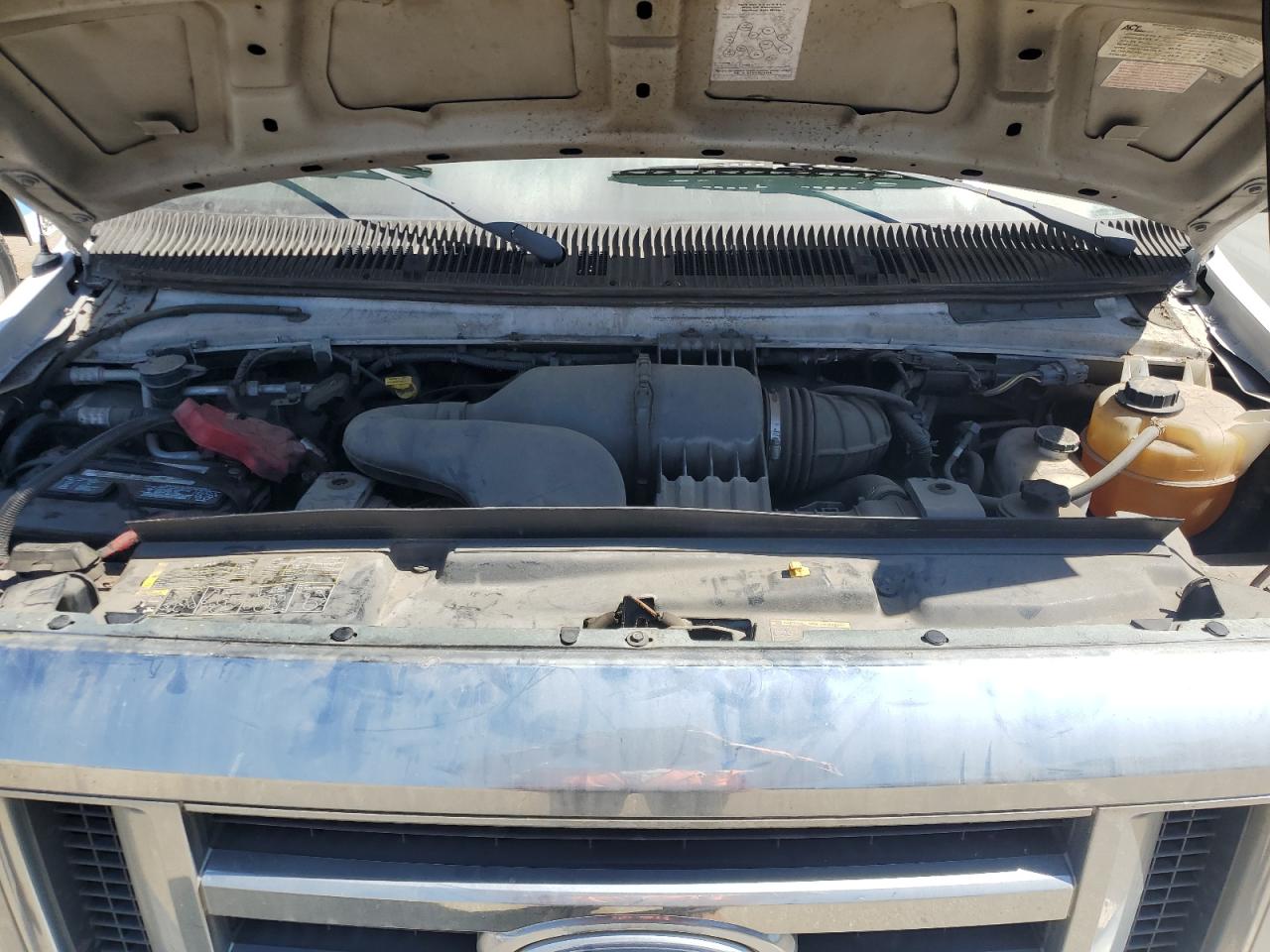 2012 Ford Econoline E350 Super Duty Cutaway Van VIN: 1FDEE3FL8CDB15917 Lot: 69333094