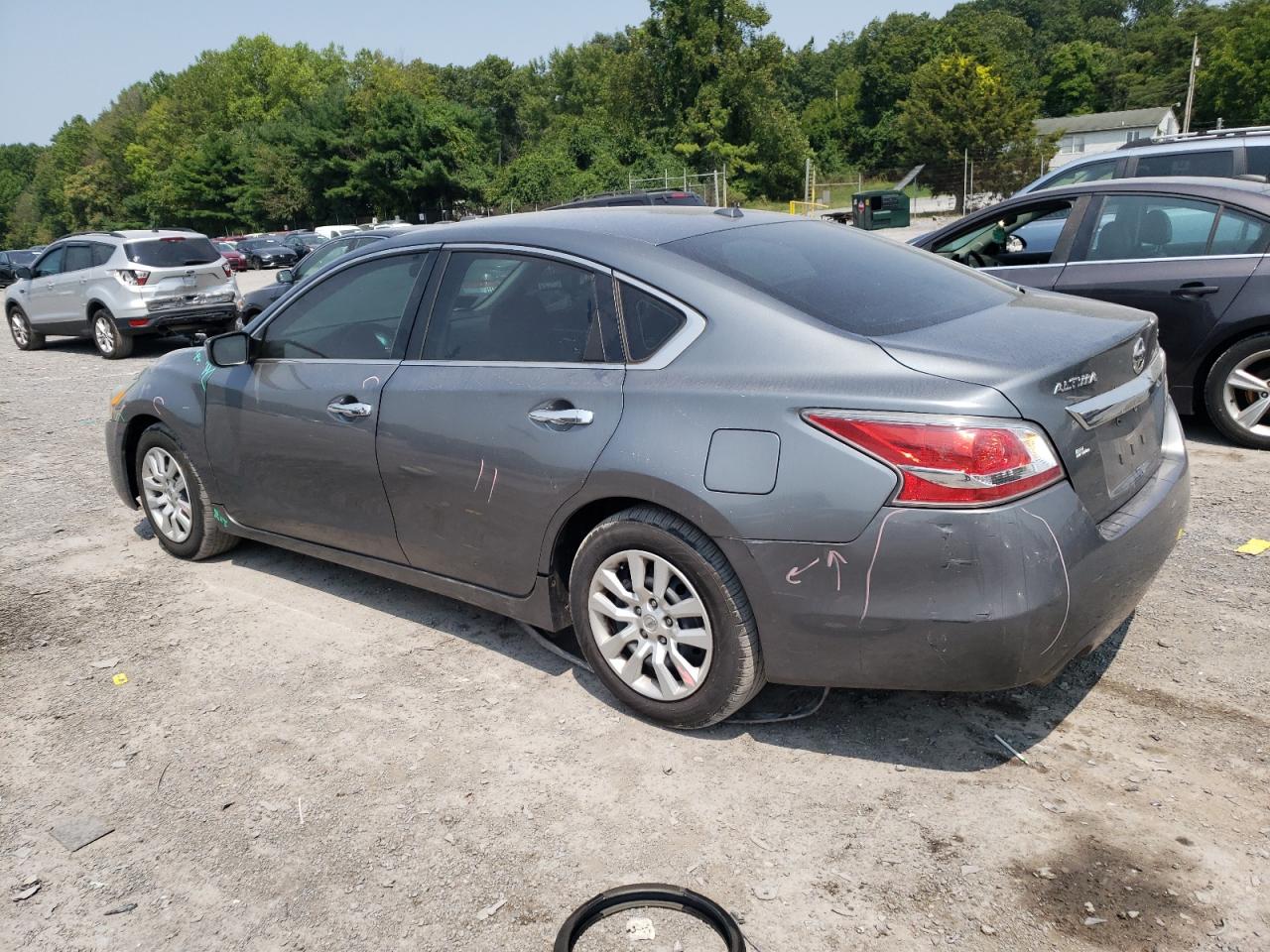 2015 Nissan Altima - Image 2
