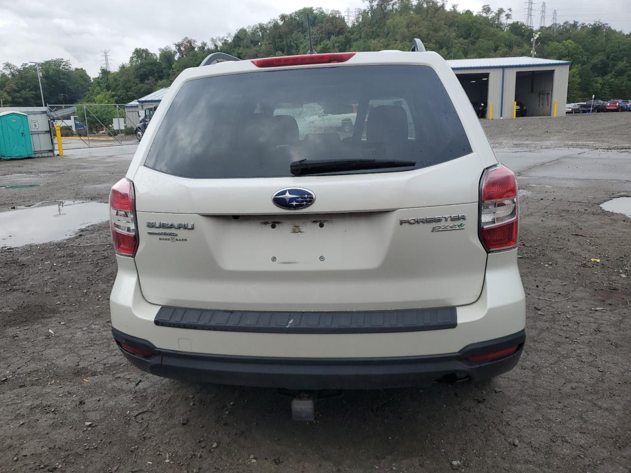 2015 Subaru Forester 2.5I Premium VIN: JF2SJADC2FH570822 Lot: 65709224