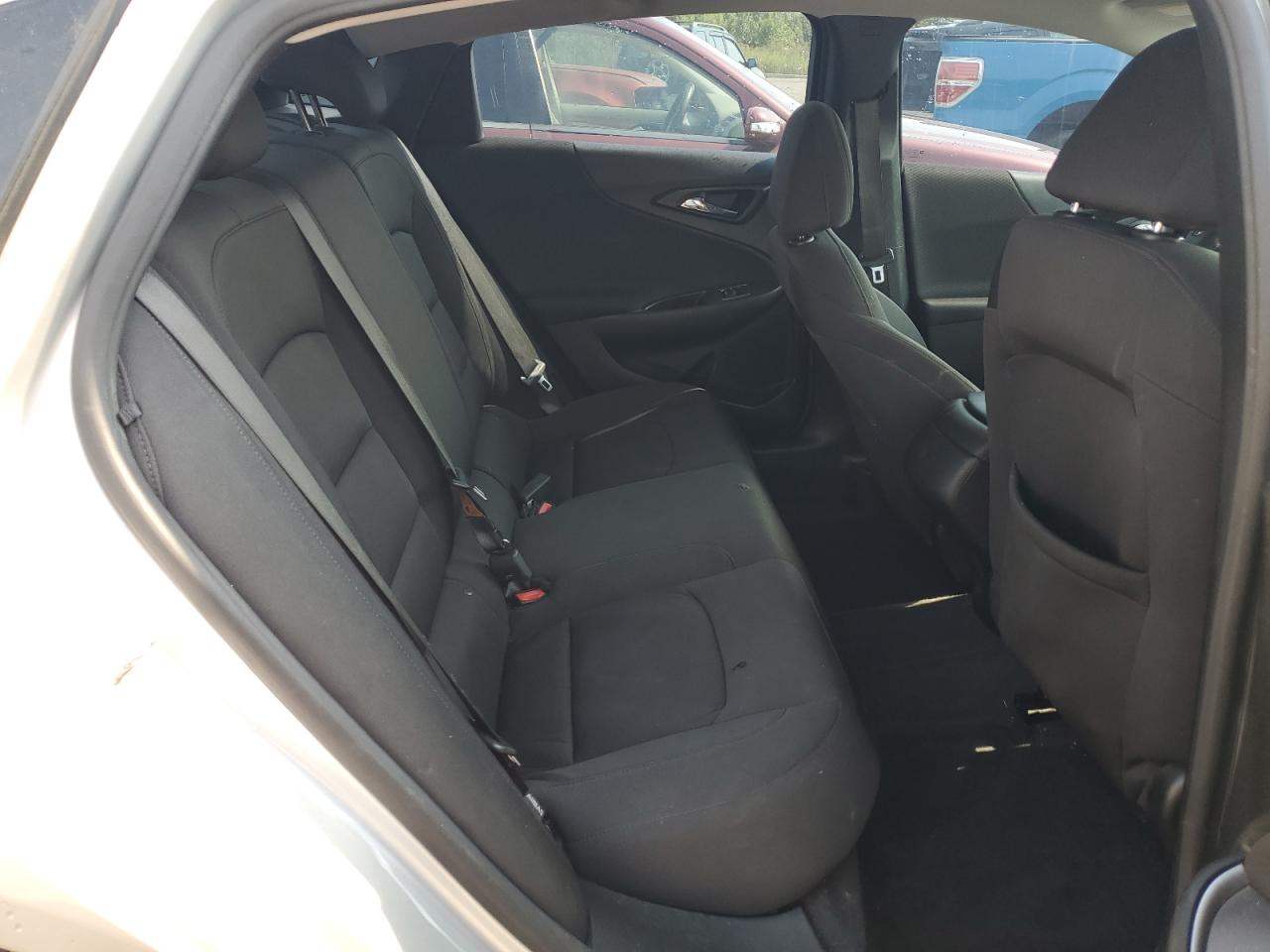 2020 Chevrolet Malibu - Image 10