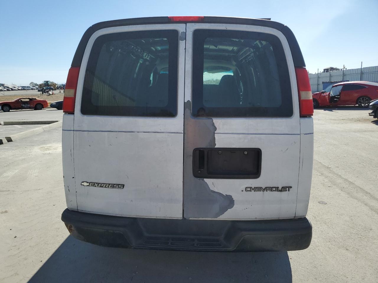 2006 Chevrolet Express G1500 VIN: 1GCFG15X961170877 Lot: 66629304