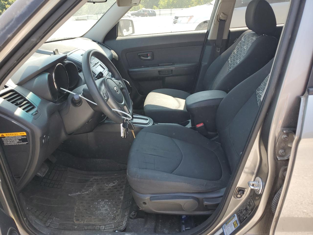 2010 Kia Soul + VIN: KNDJT2A21A7175082 Lot: 65746094