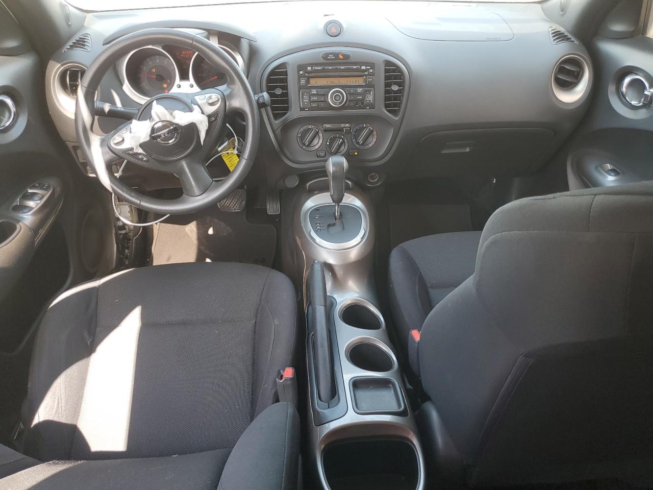 2011 Nissan Juke S VIN: JN8AF5MRXBT020898 Lot: 67880194