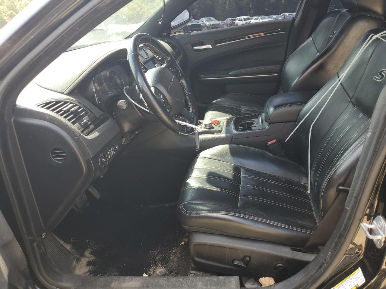 2019 Chrysler 300 S VIN: 2C3CCABG3KH683884 Lot: 69628854