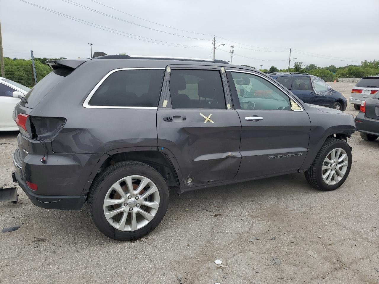 2017 Jeep Grand Cherokee - Image 3