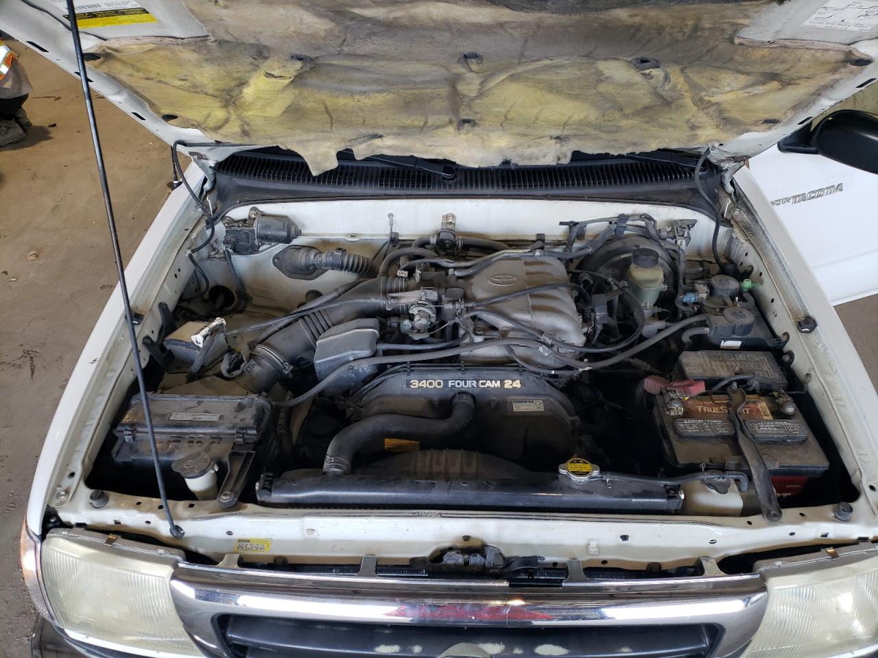 1999 Toyota Tacoma Xtracab VIN: 4TAWN72N0XZ522285 Lot: 65943384