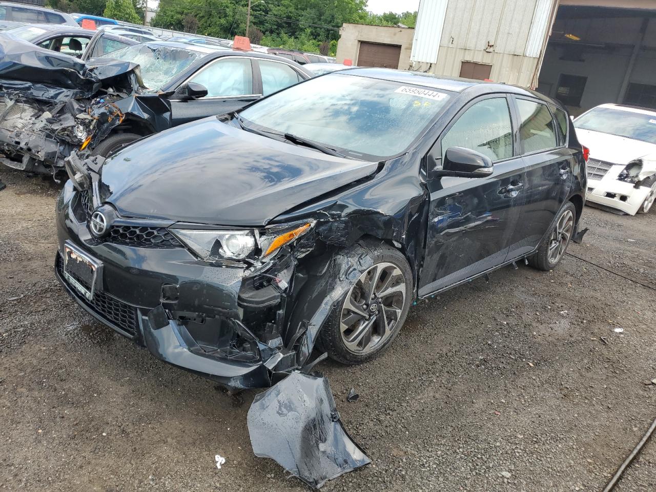 JTNKARJEXGJ516709 2016 Toyota Scion Im