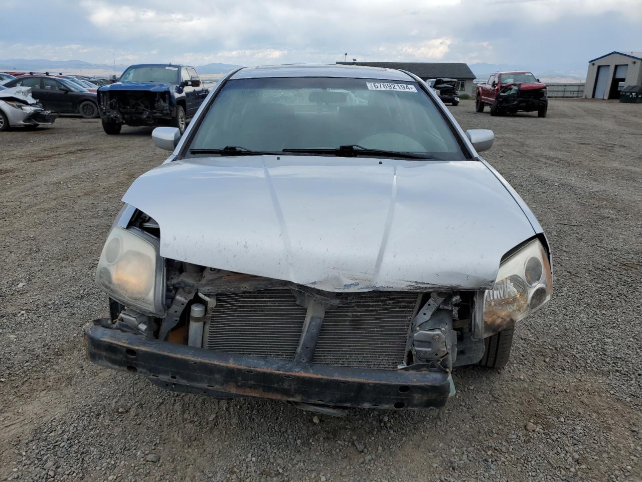 2004 Mitsubishi Galant - Image 5