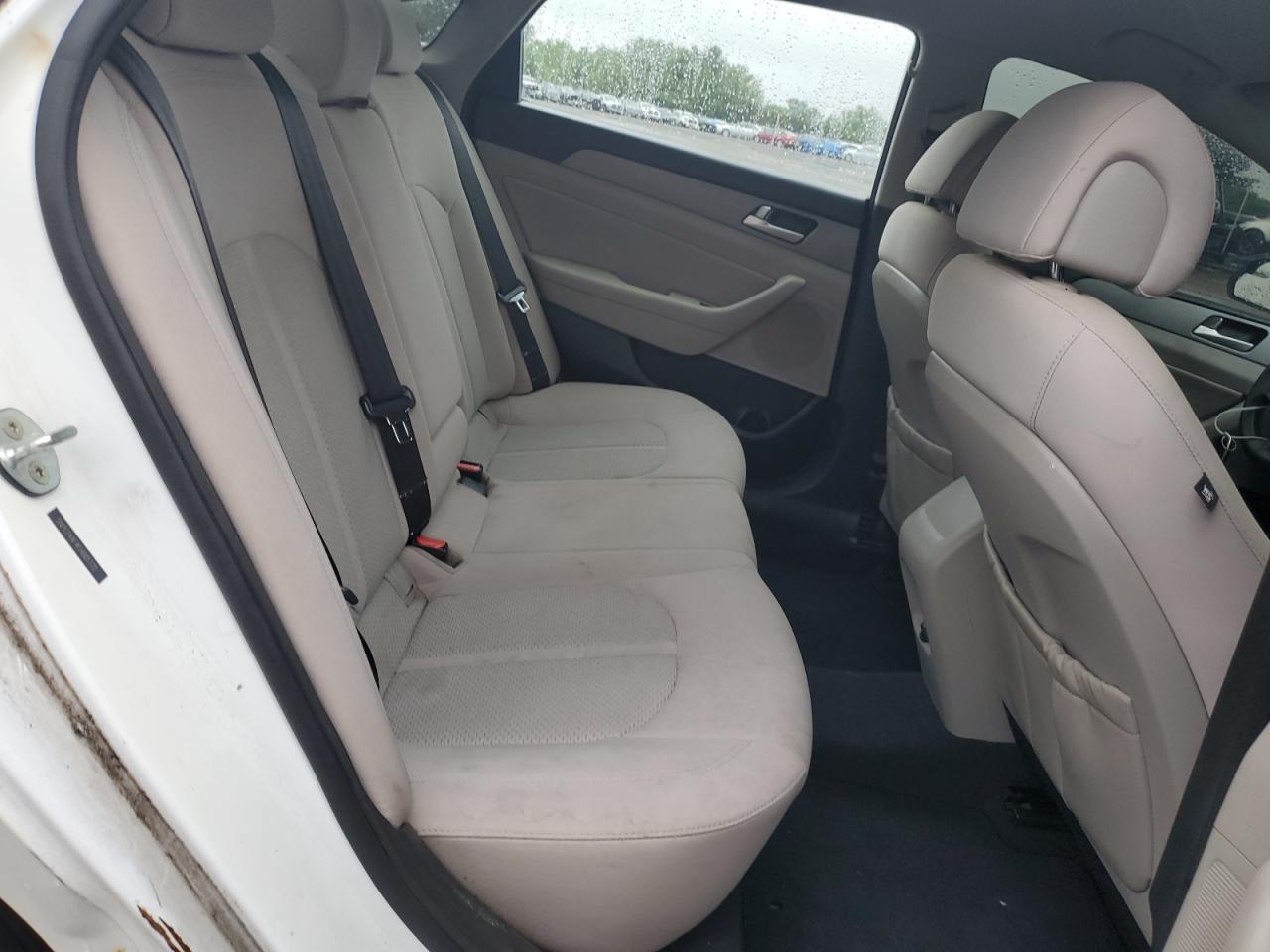 2015 Hyundai Sonata Se VIN: 5NPE24AF4FH001772 Lot: 66481944