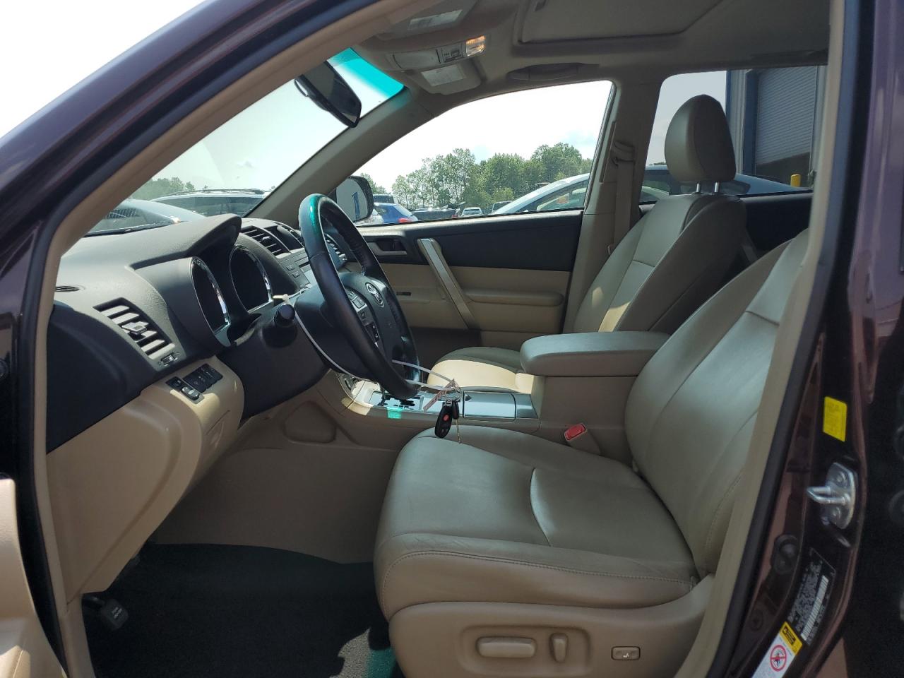 2011 Toyota Highlander Base VIN: 5TDBK3EH8BS066427 Lot: 67093864