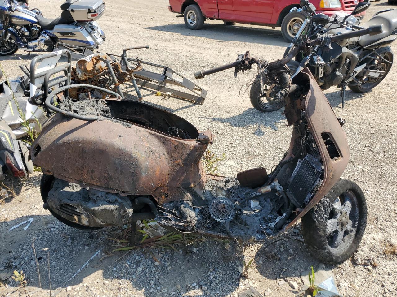 2007 Vespa Gts 250 zu verkaufen in Elgin, IL - Burn