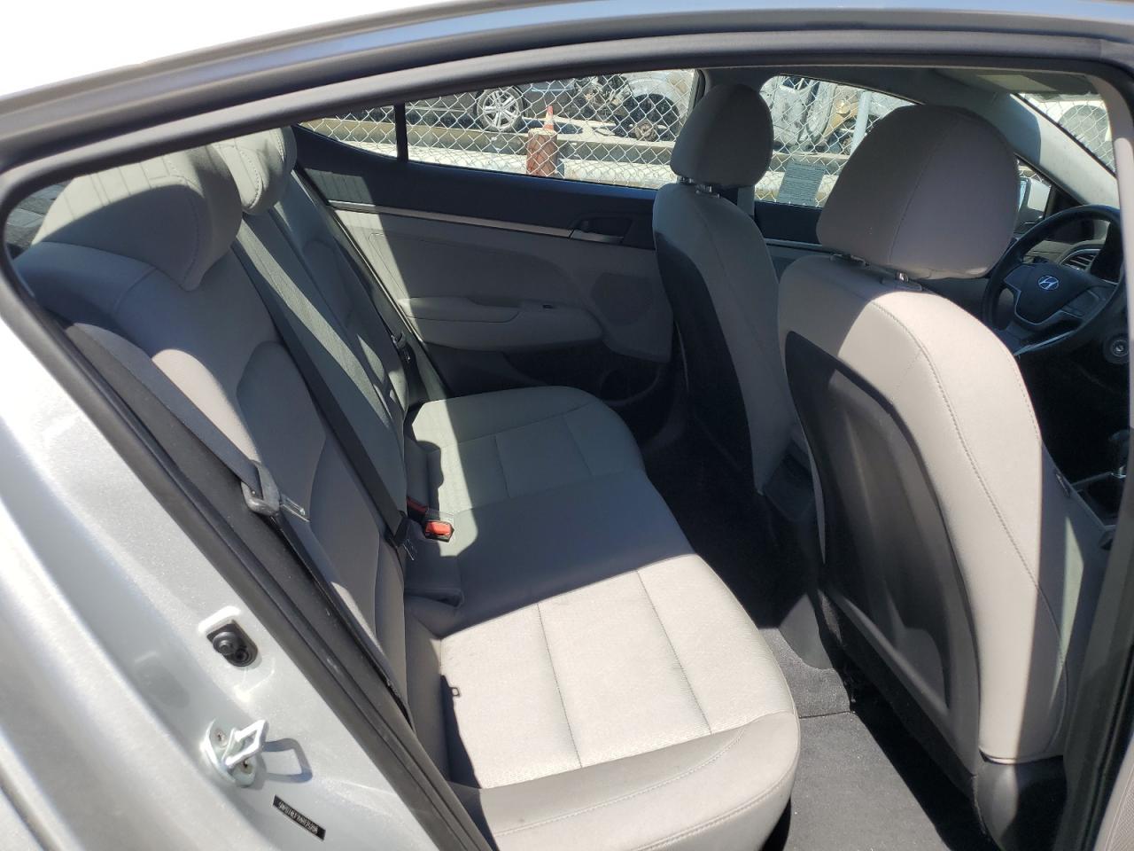 2017 Hyundai Elantra Se VIN: 5NPD74LF7HH125208 Lot: 66696814