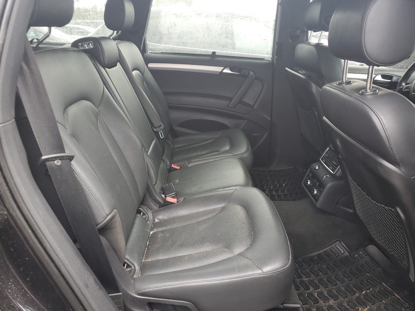 WA1DGAFE4BD010641 2011 Audi Q7 Prestige