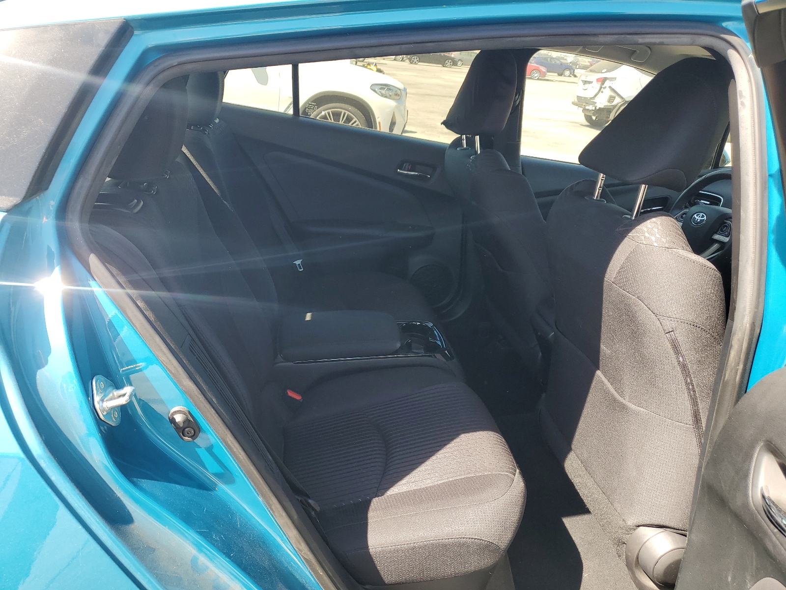 JTDKARFP9J3080168 2018 Toyota Prius Prime