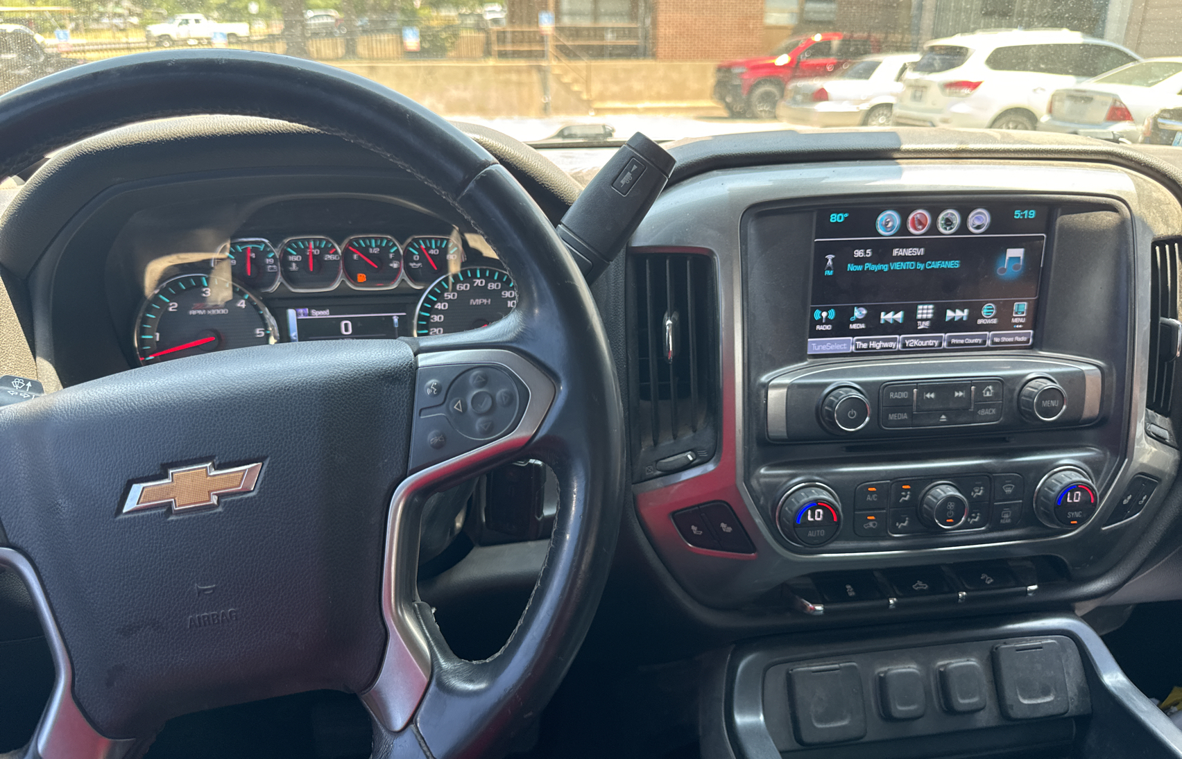 2018 Chevrolet Silverado K1500 Lt vin: 3GCUKREC3JG140236