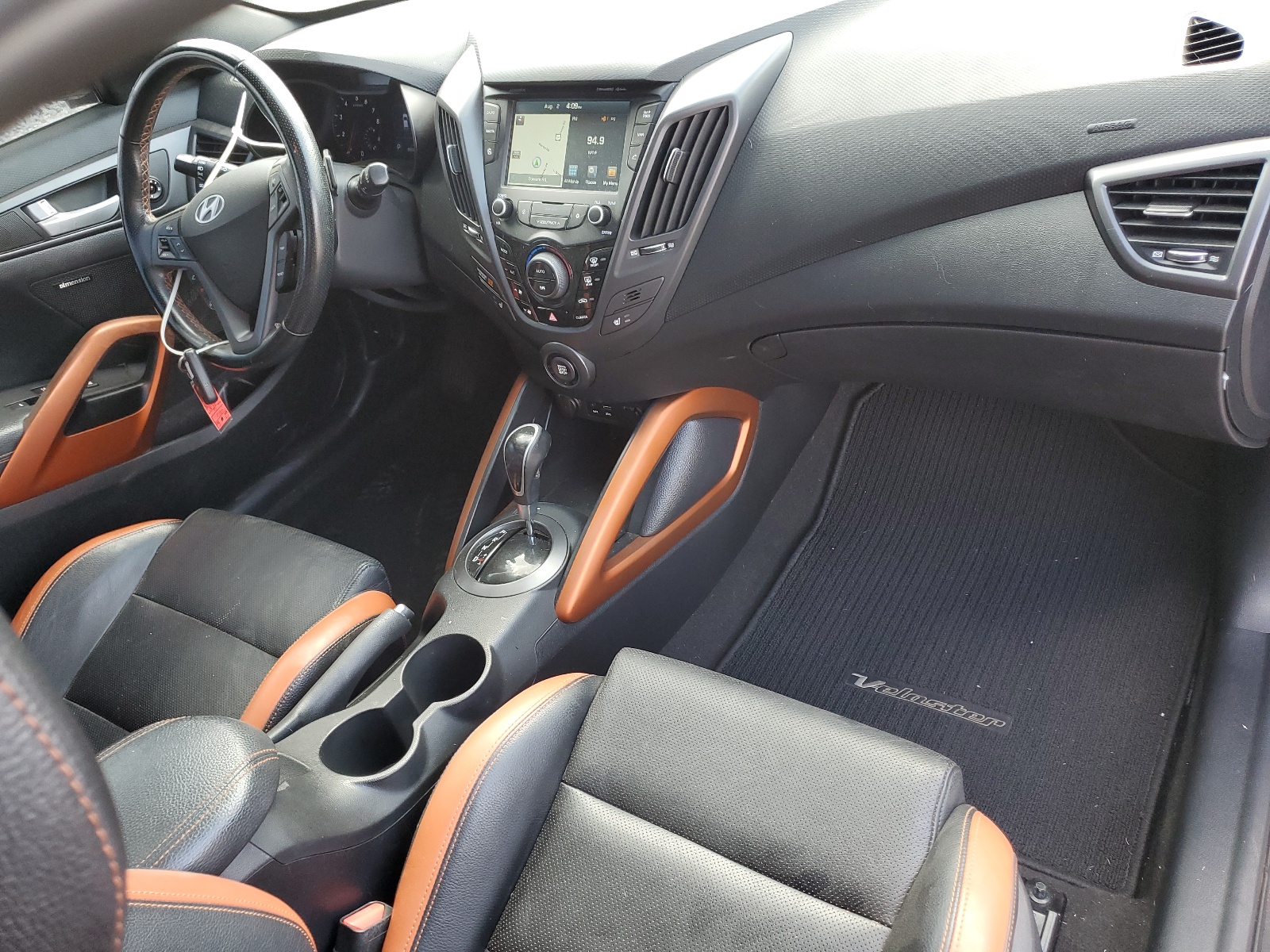 KMHTC6AE0GU289204 2016 Hyundai Veloster Turbo