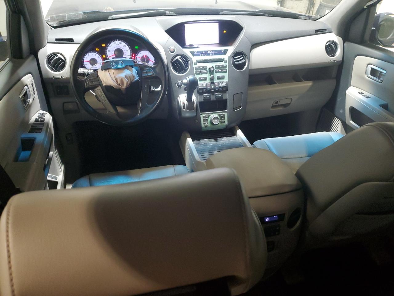 2010 Honda Pilot Touring VIN: 5FNYF4H81AB039377 Lot: 68305794