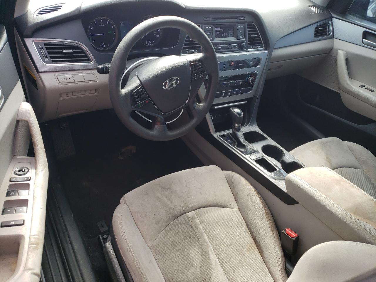 2017 Hyundai Sonata - Image 8