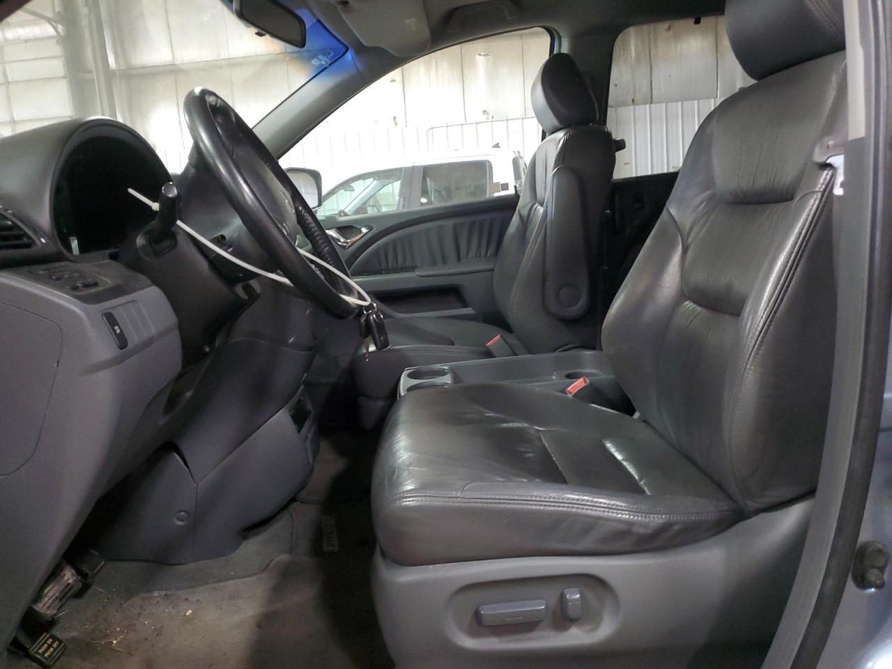 5FNRL387X6B075302 2006 Honda Odyssey Exl