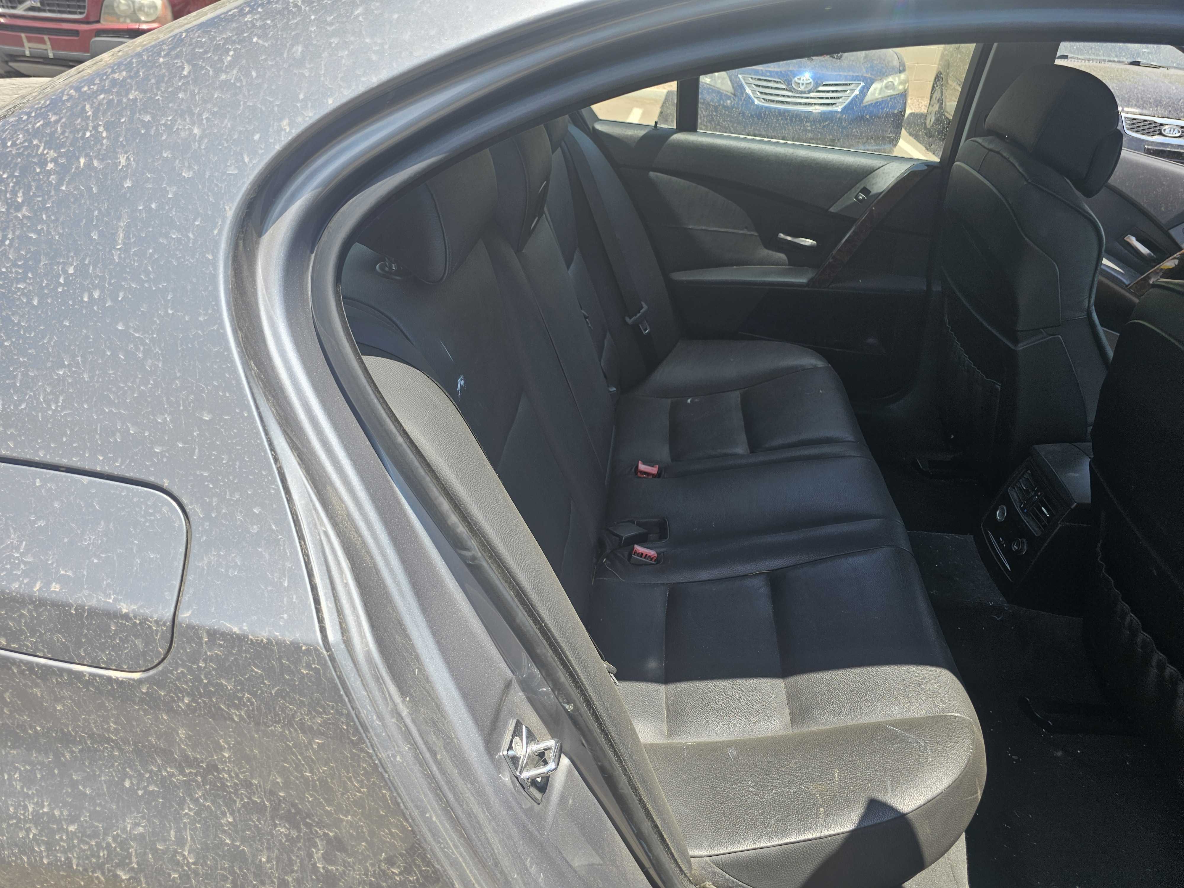 WBANF73517CU24801 2007 BMW 530 Xi