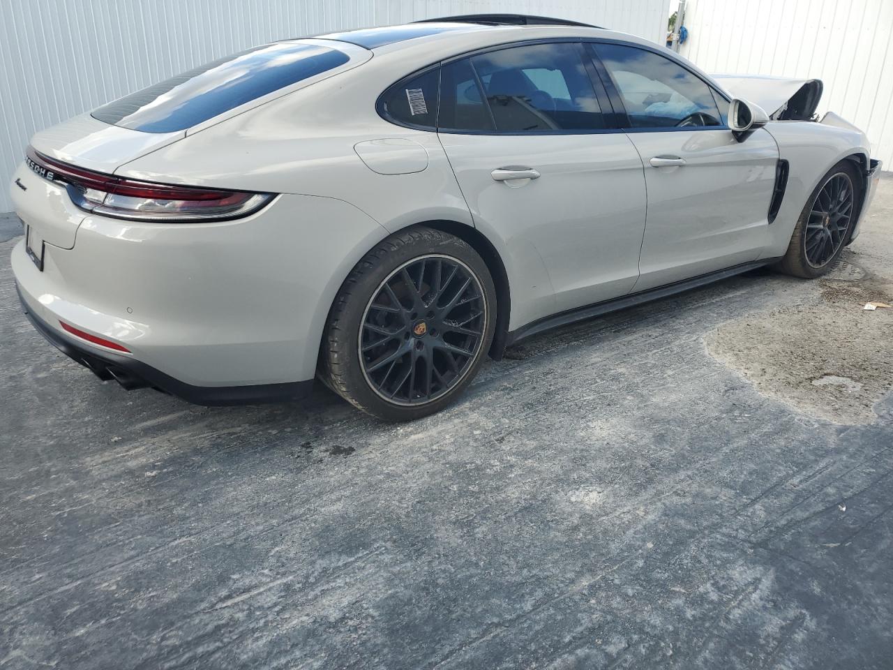 WP0AJ2A71ML117891 Porsche Panamera B 3