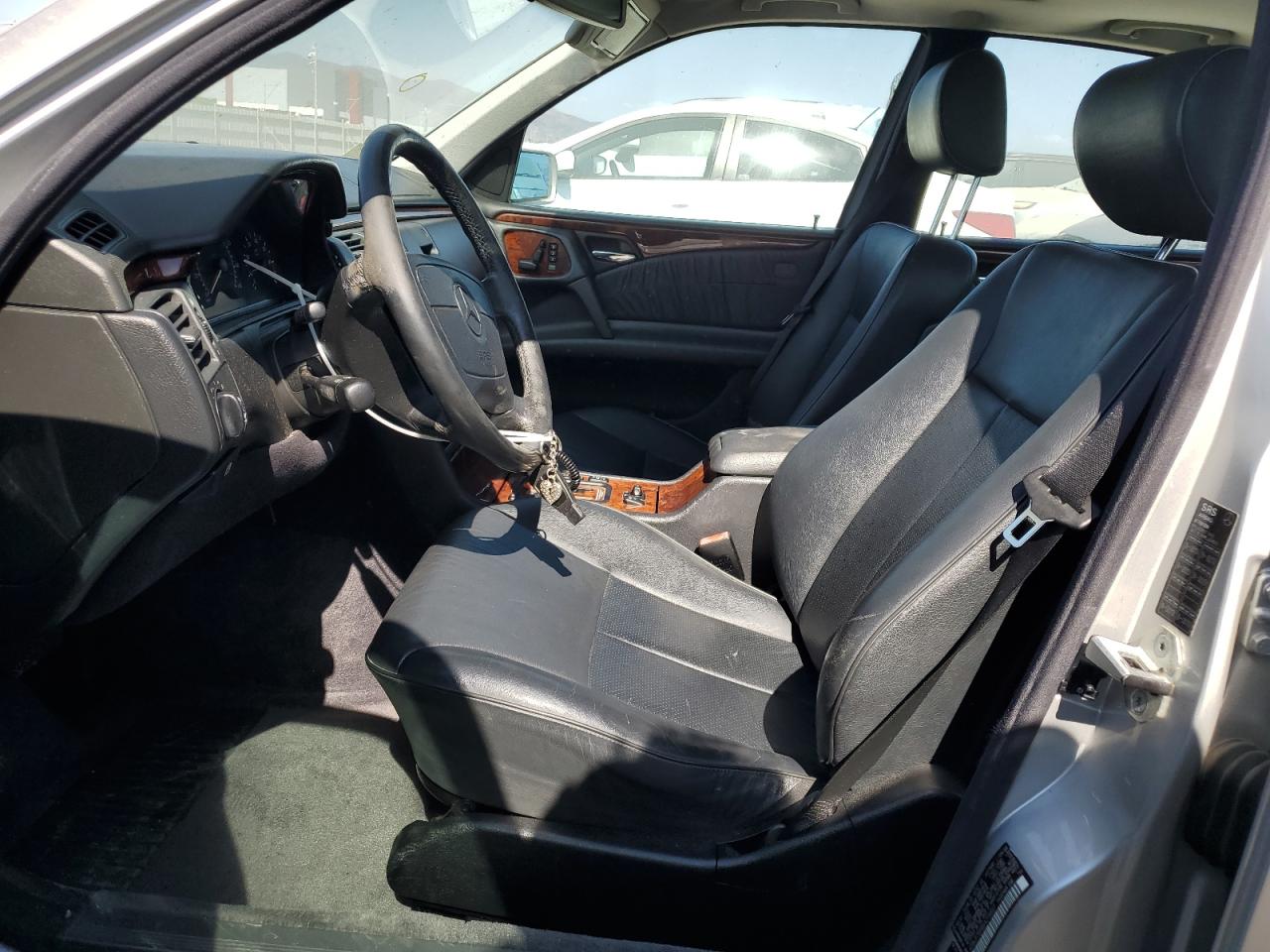 1999 Mercedes-Benz E 430 VIN: WDBJF70H8XA776607 Lot: 65682514