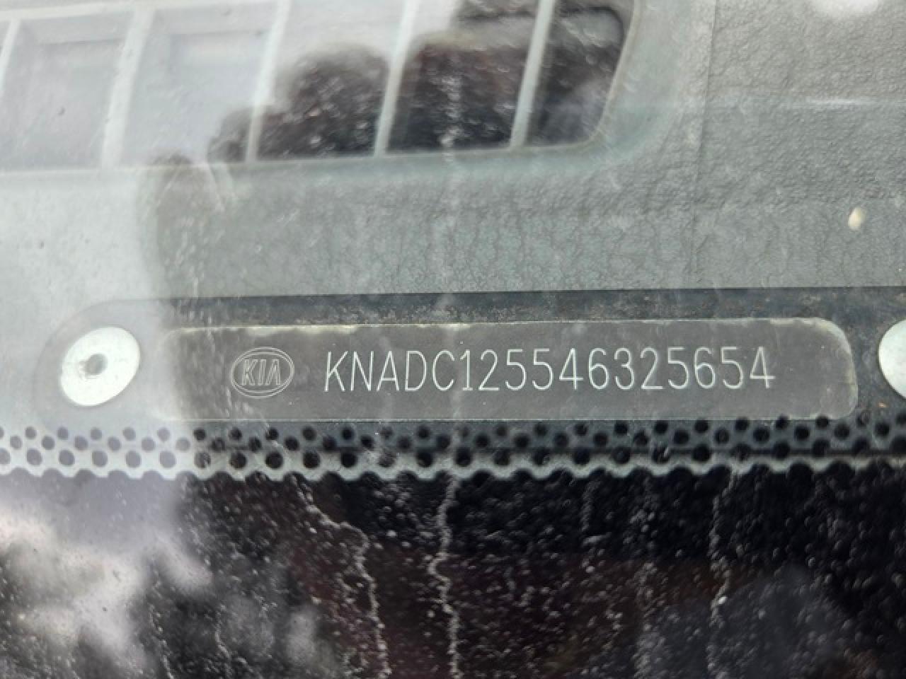 KNADC125546325654 2004 Kia Rio