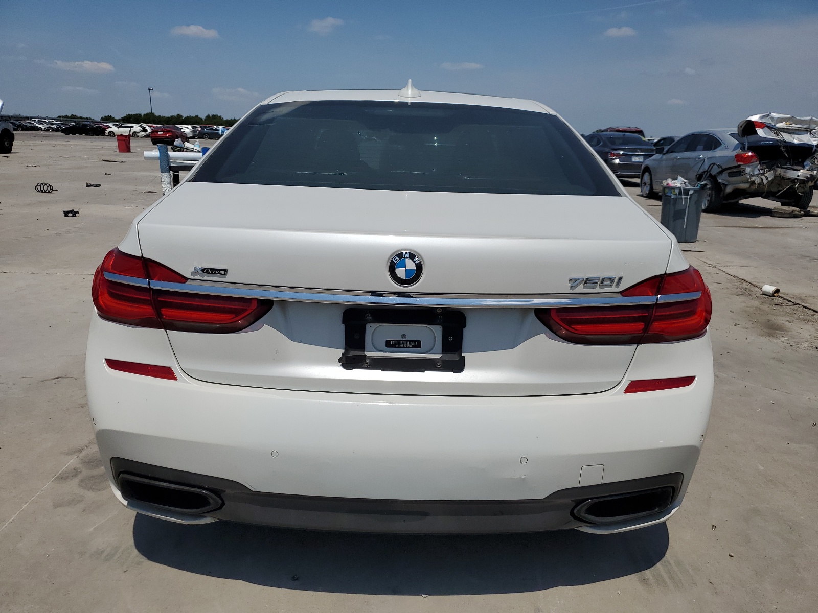 WBA7F2C54GG417524 2016 BMW 750 Xi