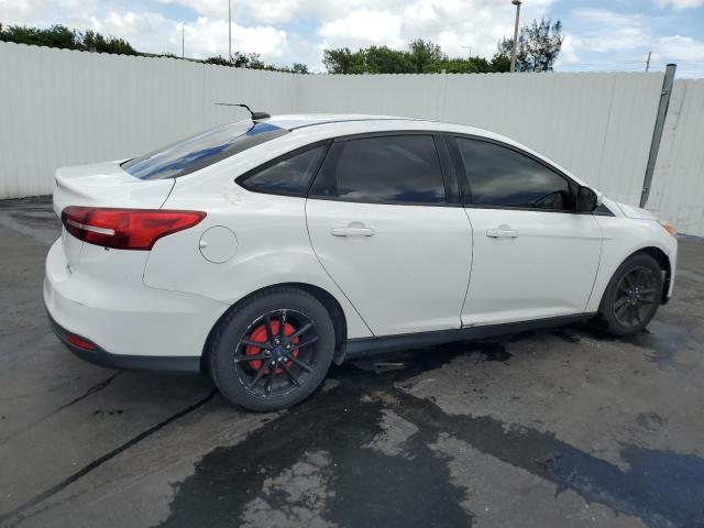  FORD FOCUS 2016 Biały