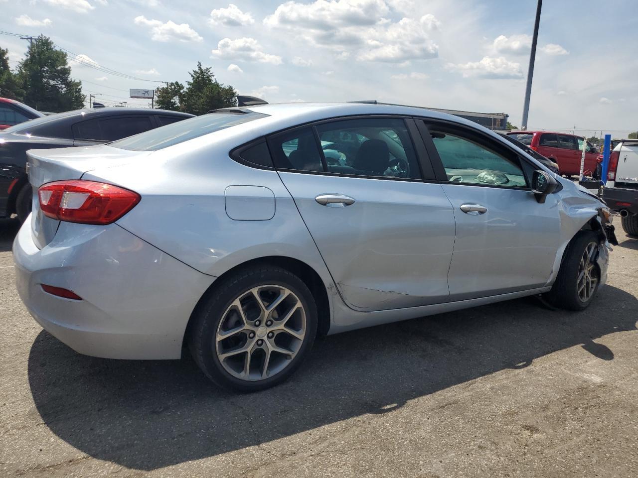 2017 Chevrolet Cruze - Image 3