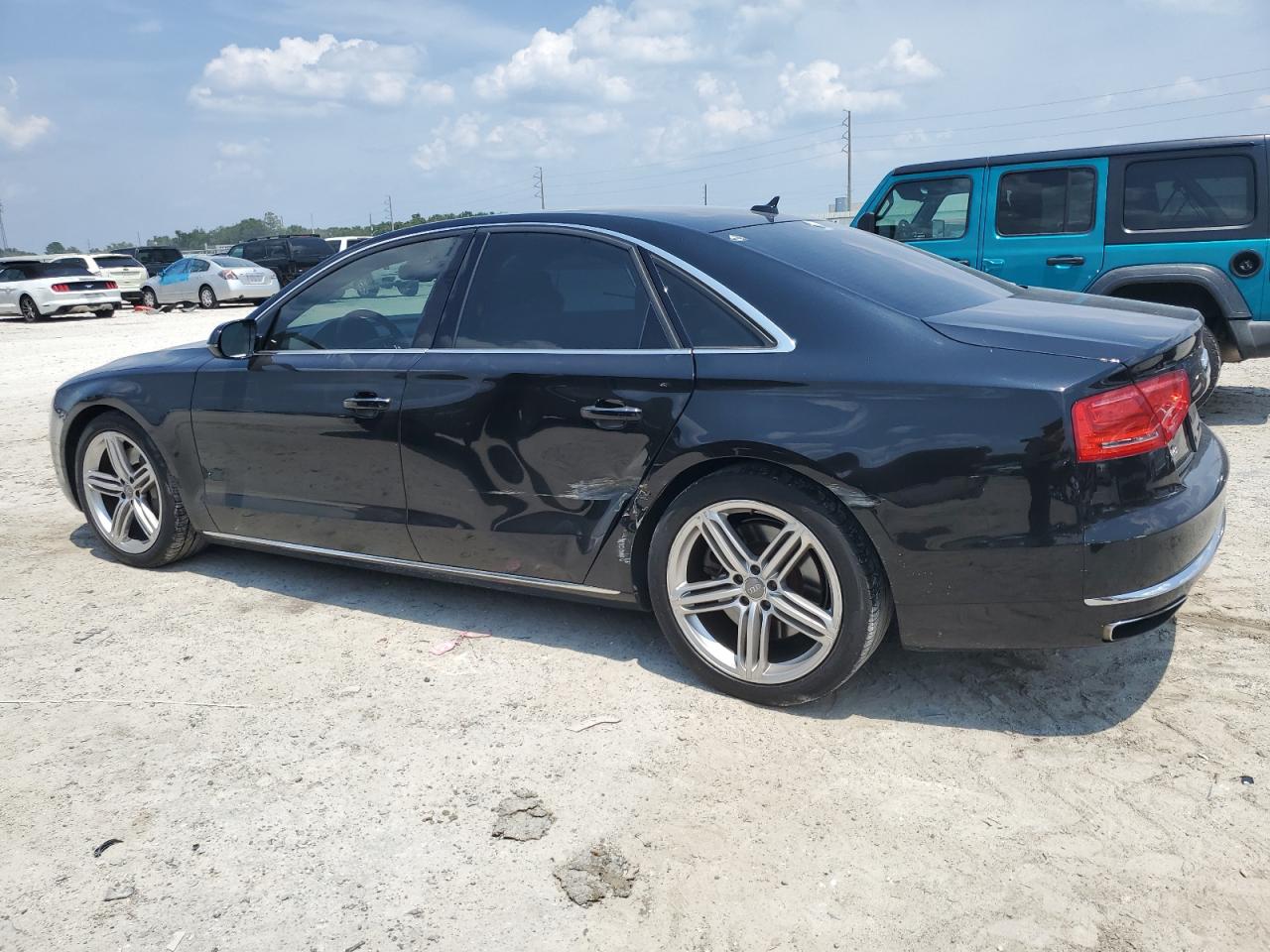 2014 Audi A8 Quattro VIN: WAUA2AFD5EN011792 Lot: 65472364