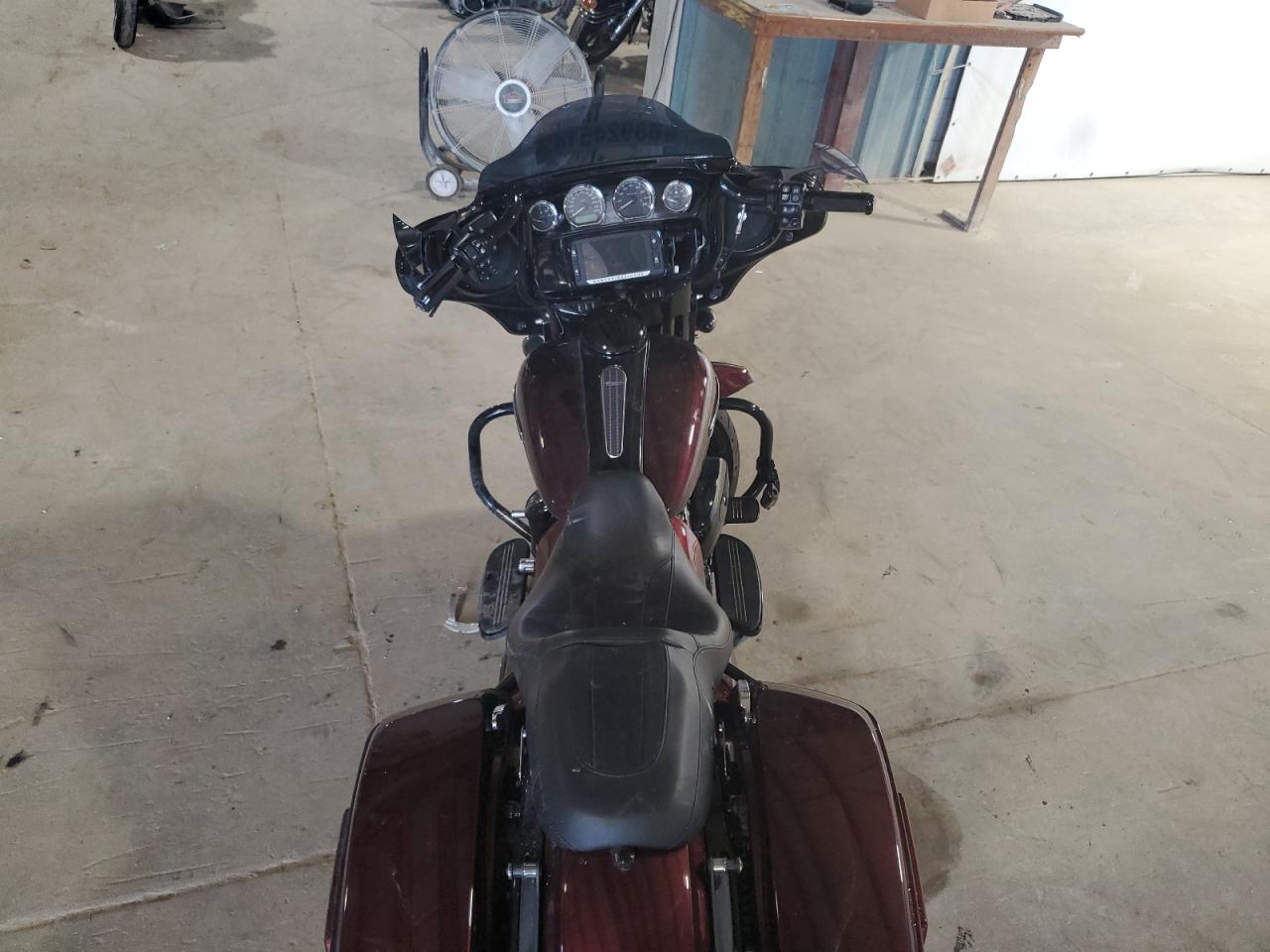 2018 Harley-Davidson Flhxs Street Glide Special VIN: 1HD1KRC10JB614753 Lot: 68924514