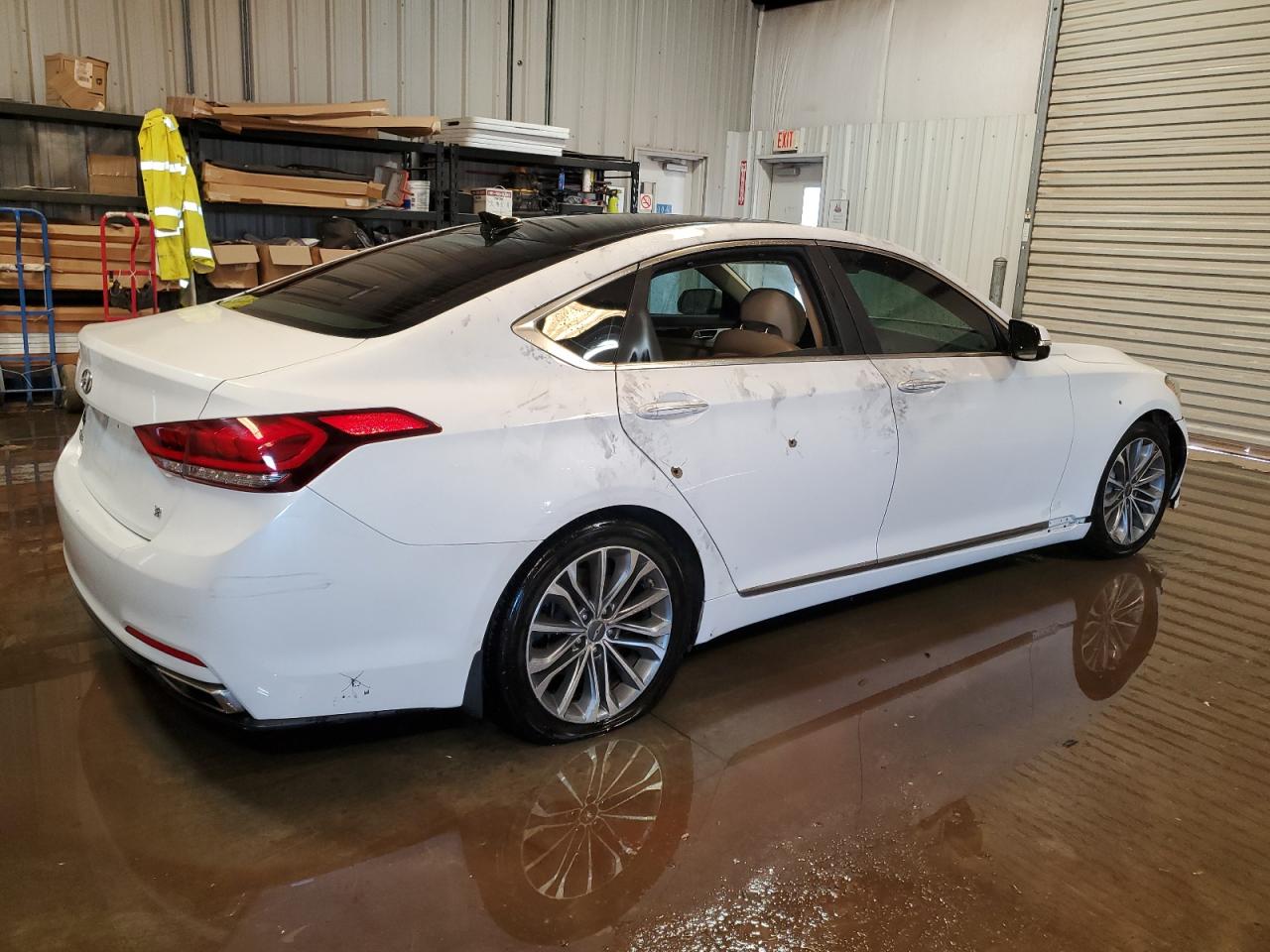 2015 Hyundai Genesis 3.8L VIN: KMHGN4JE0FU097635 Lot: 69389054