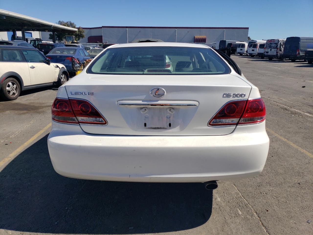 2005 Lexus Es 330 VIN: JTHBA30G155076792 Lot: 68392384