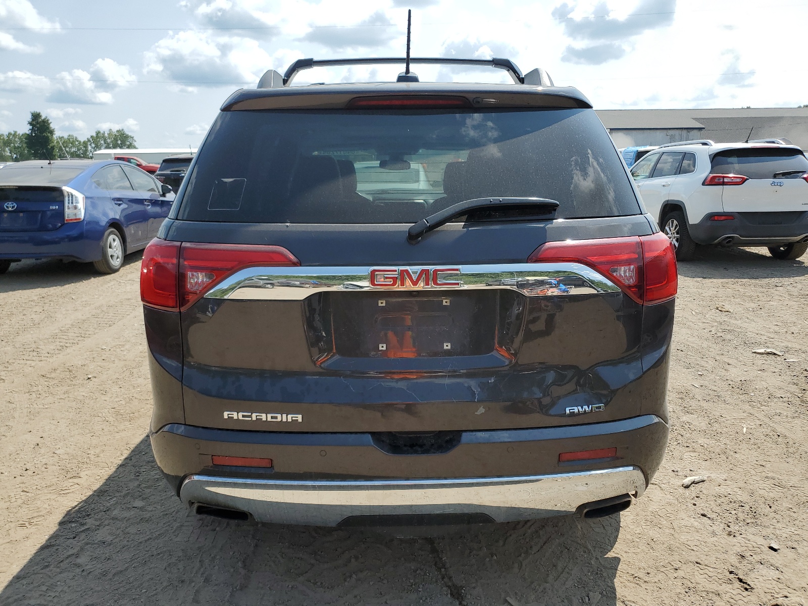 1GKKNXLS9JZ186834 2018 GMC Acadia Denali