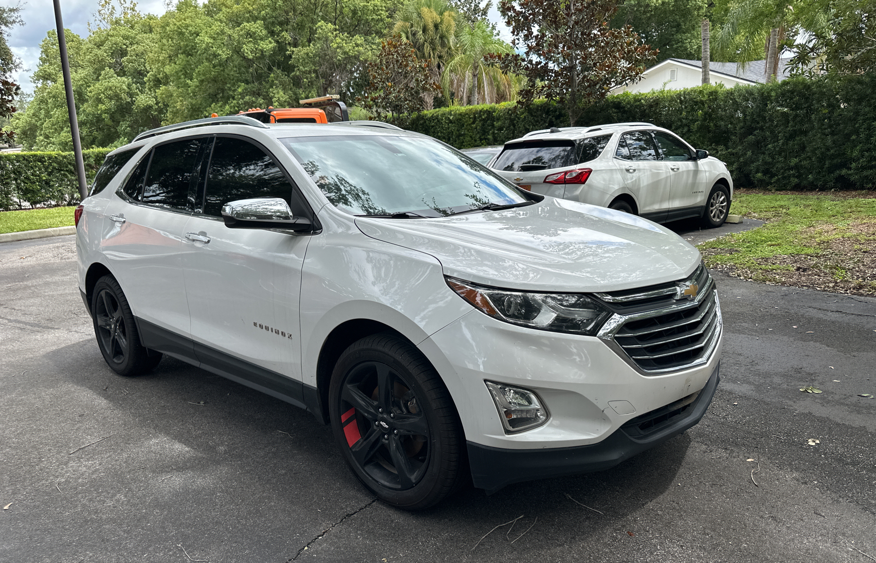 2019 Chevrolet Equinox Premier vin: 2GNAXPEX0K6220013