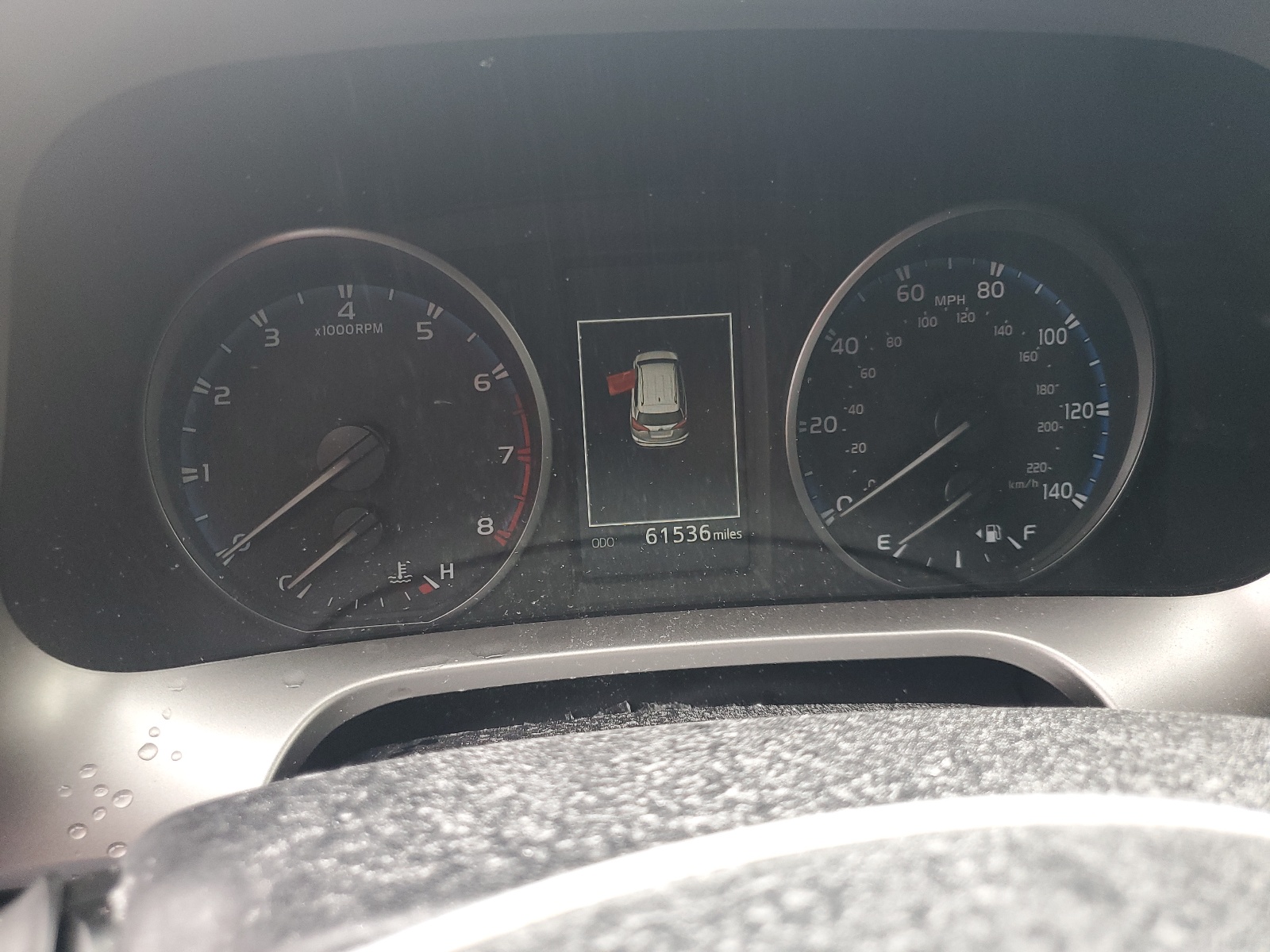 JTMRFREV7HJ162857 2017 Toyota Rav4 Xle