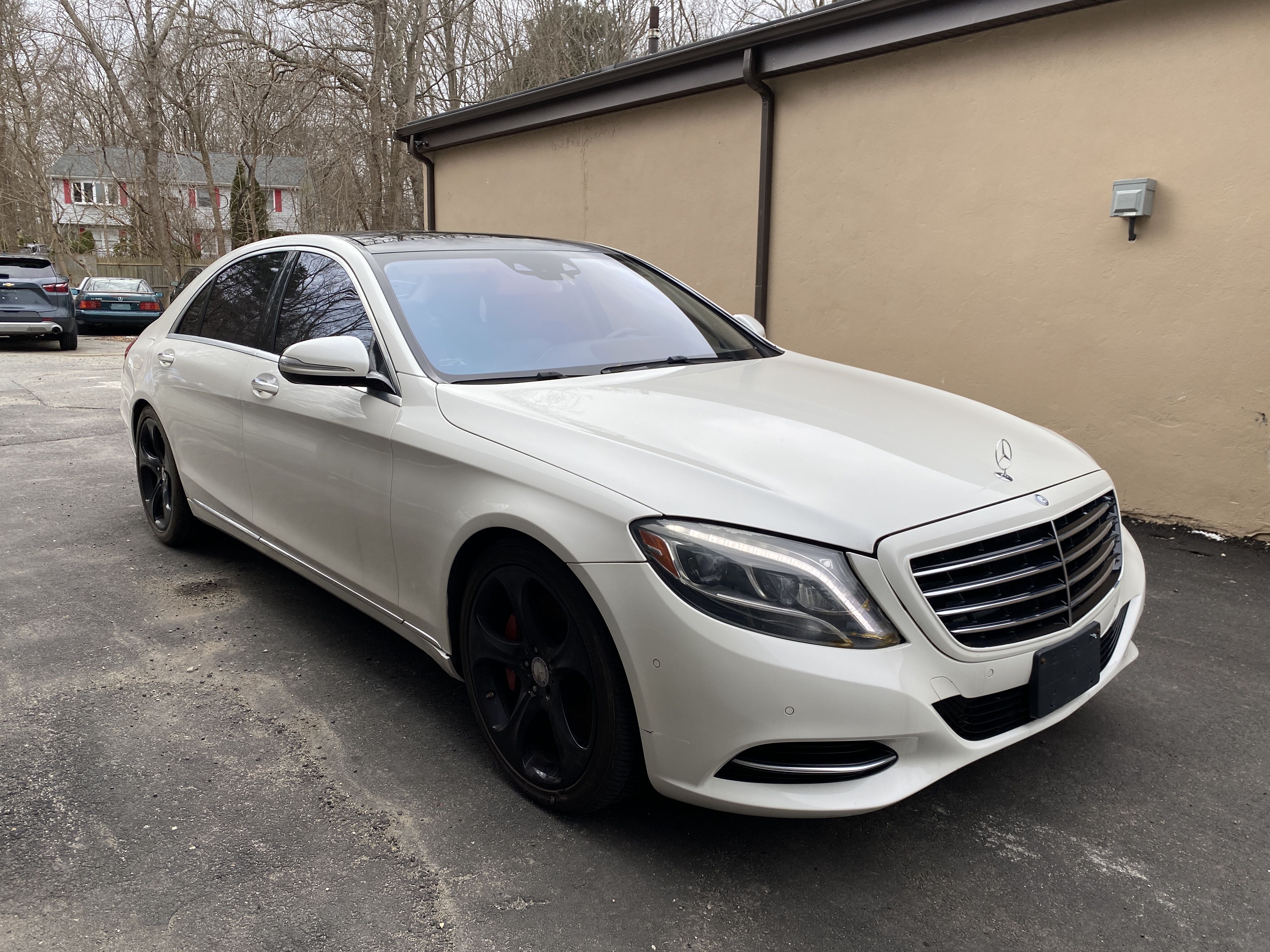 2014 Mercedes-Benz S 550 4Matic vin: WDDUG8FB5EA046225