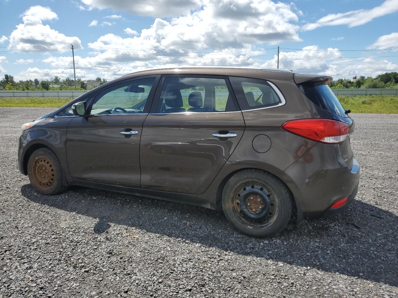 2014 Kia Rondo VIN: KNAHU8A30E7045644 Lot: 65417394