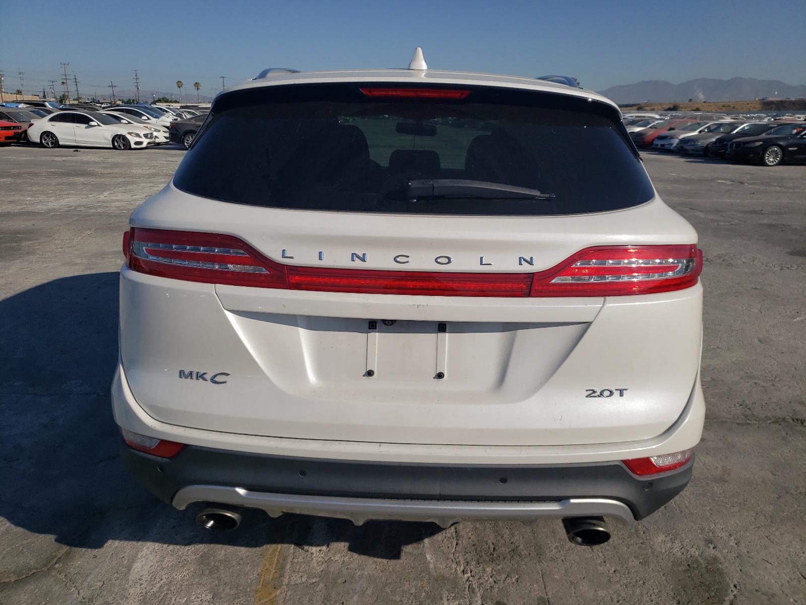 5LMCJ2C99HUL22424 2017 Lincoln Mkc Select