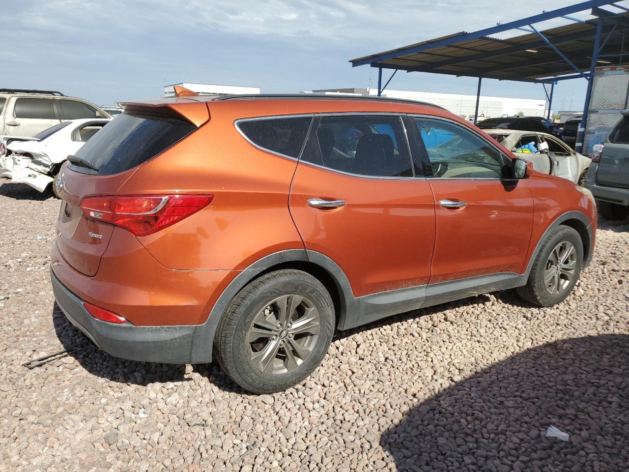 2014 Hyundai Santa Fe - Image 3