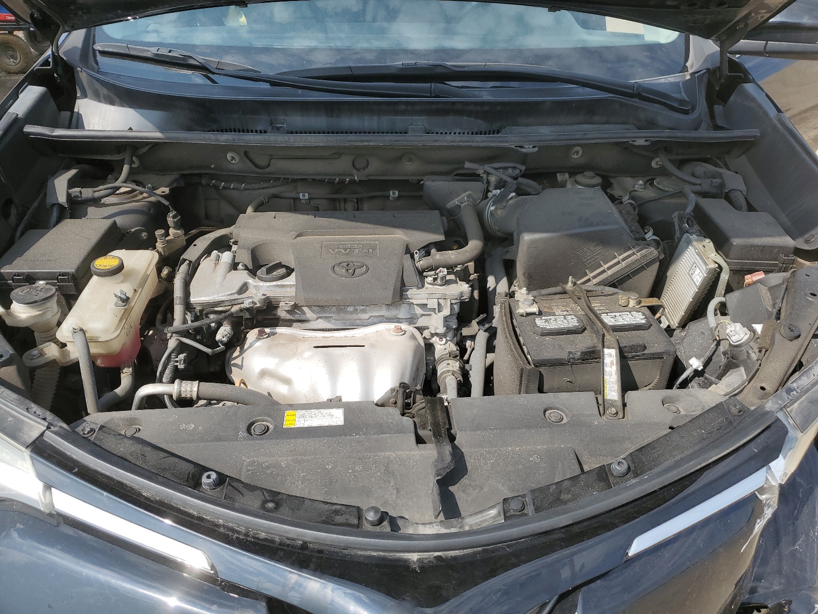 2T3BFREV6HW569913 2017 Toyota Rav4 Le