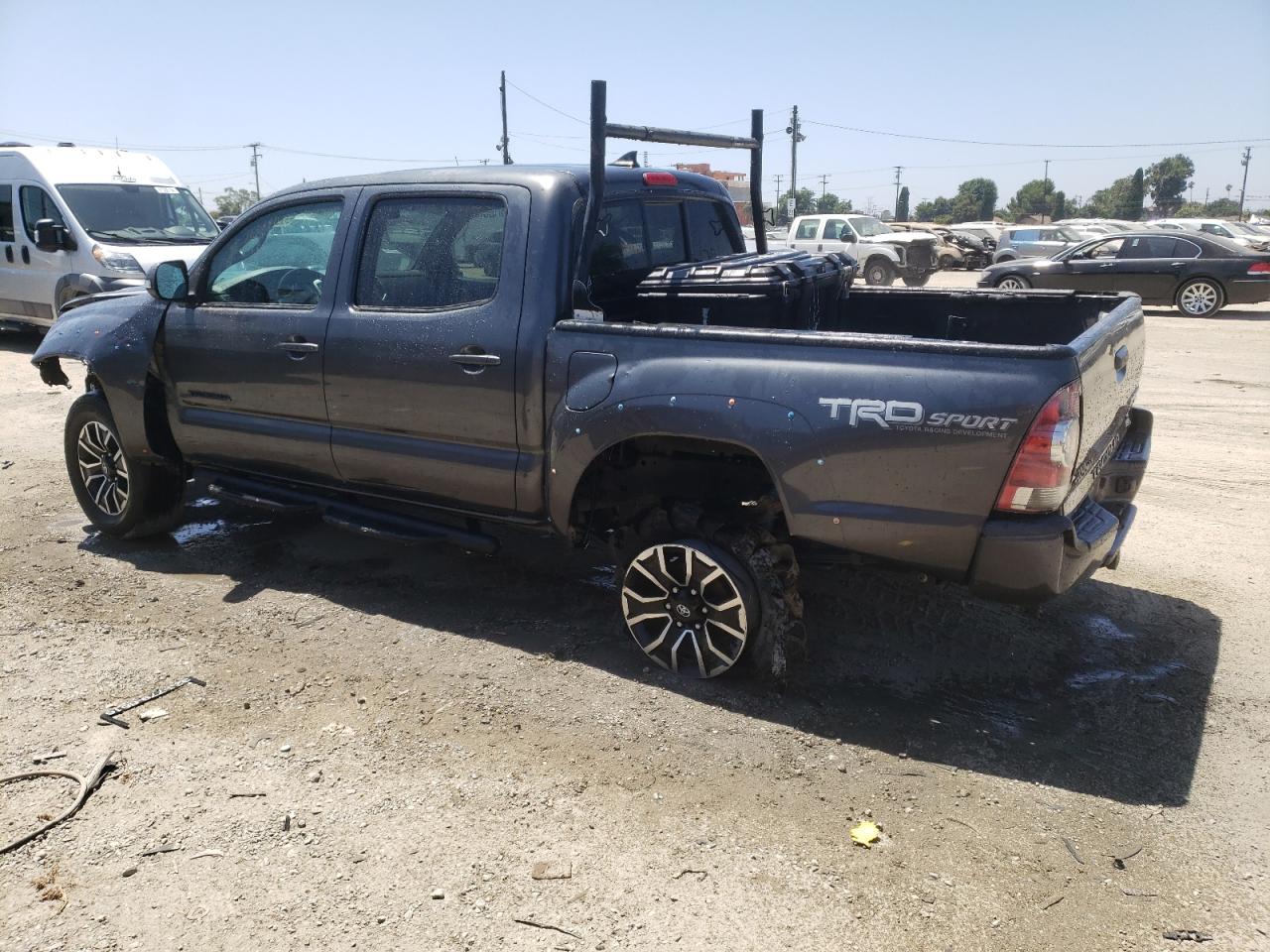 VIN 3TMJU4GN0FM189708 2015 TOYOTA TACOMA no.2