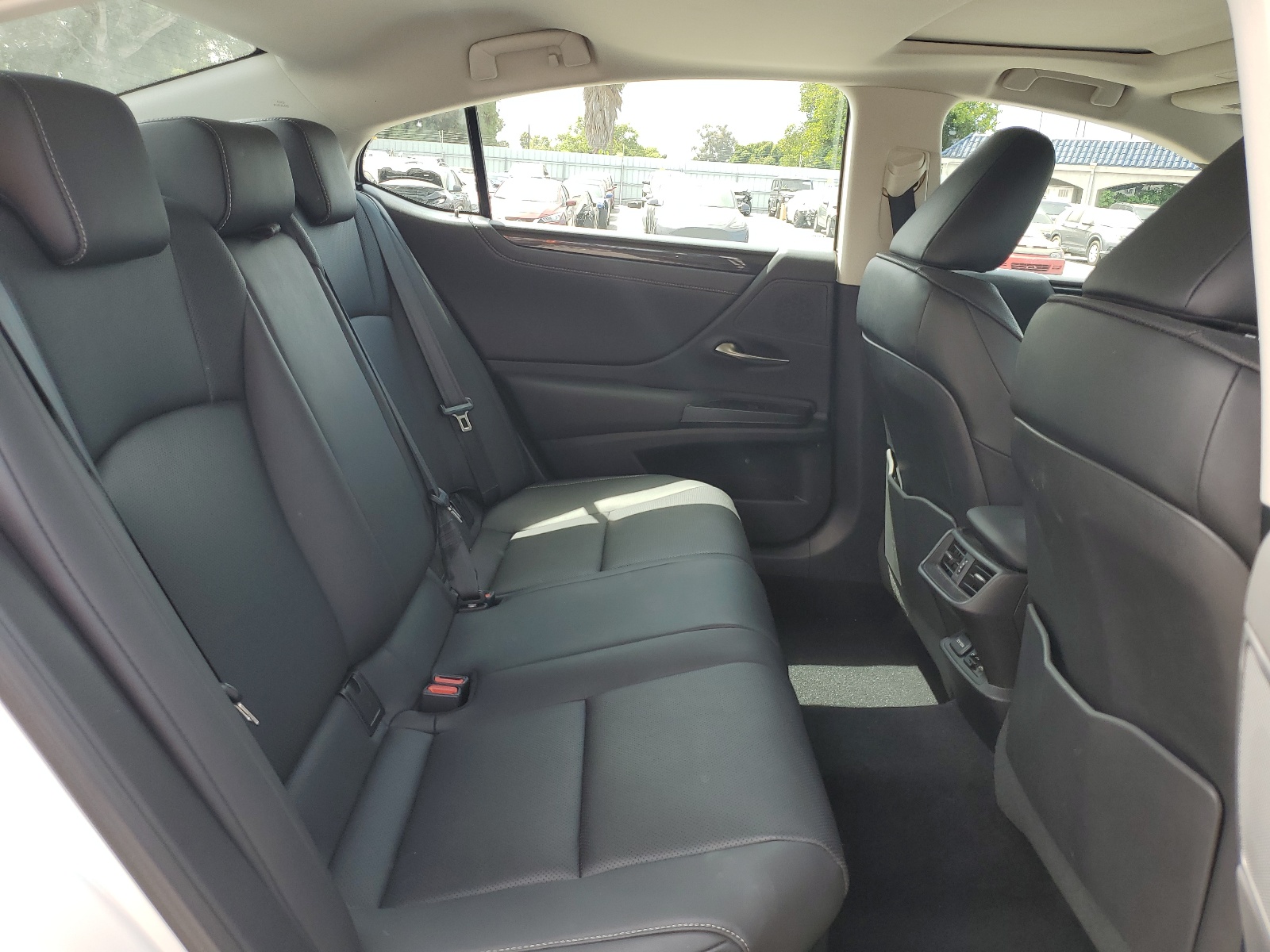 58AC21B13LU008503 2020 Lexus Es 300H Base