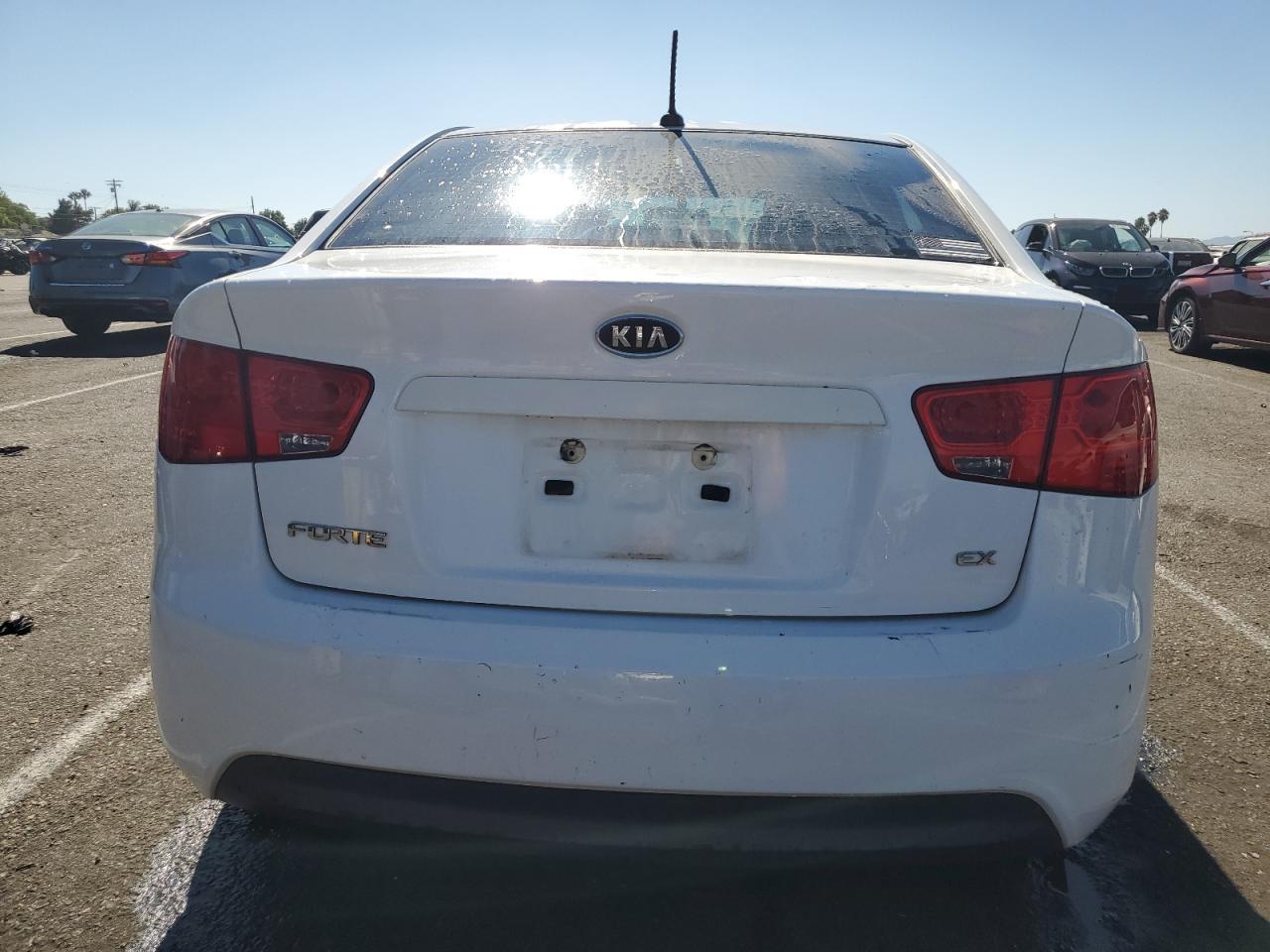 KNAFU4A26A5202588 2010 Kia Forte Ex