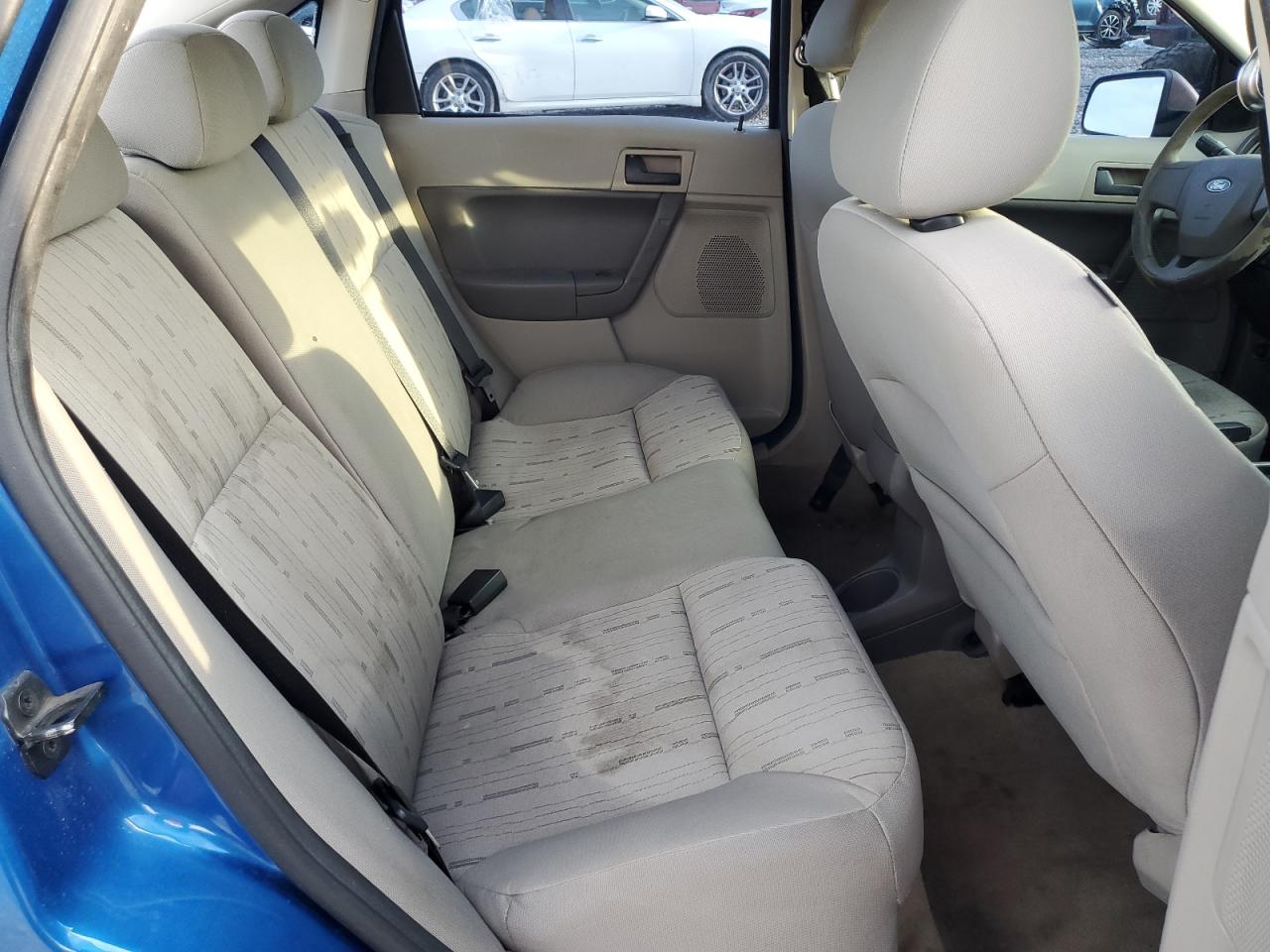 1FAHP3FN3AW174913 2010 Ford Focus Se