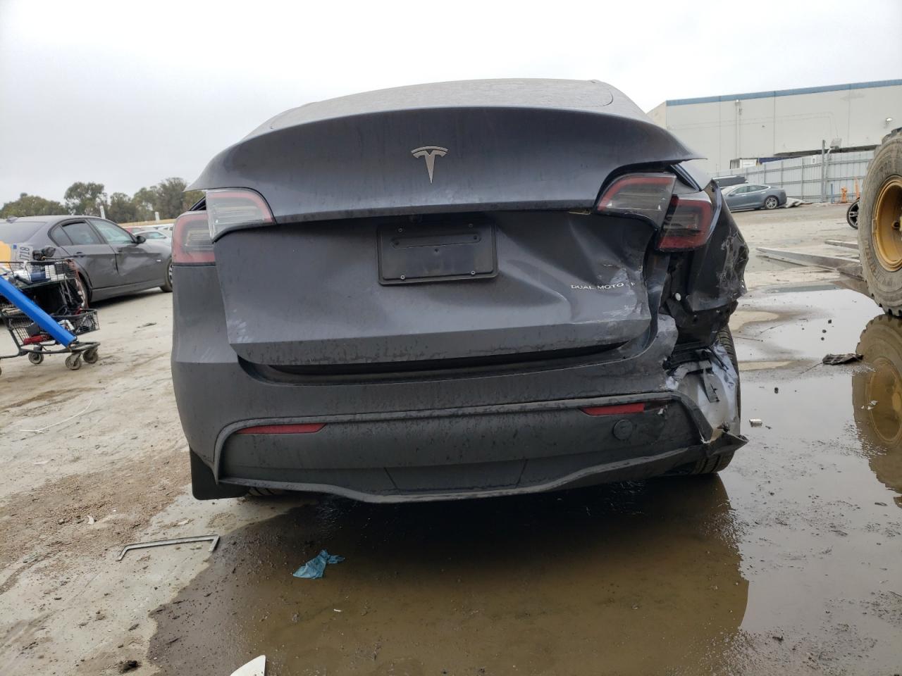 2023 Tesla Model Y VIN: 7SAYGDEE6PF949982 Lot: 66903214